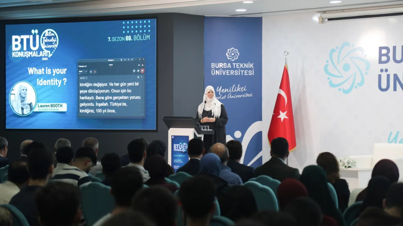 Gazze'de g&ouml;rd&uuml;kleri hayatını değiştirdi! İngiliz Gazeteci Lauren Booth Bursa'da konuştu