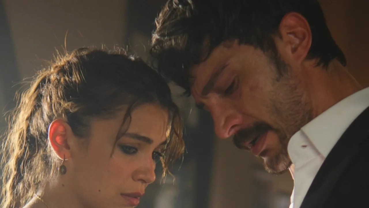 Halef'e taze kan: Hazal Akkın Dilşat rolüyle dizide... 