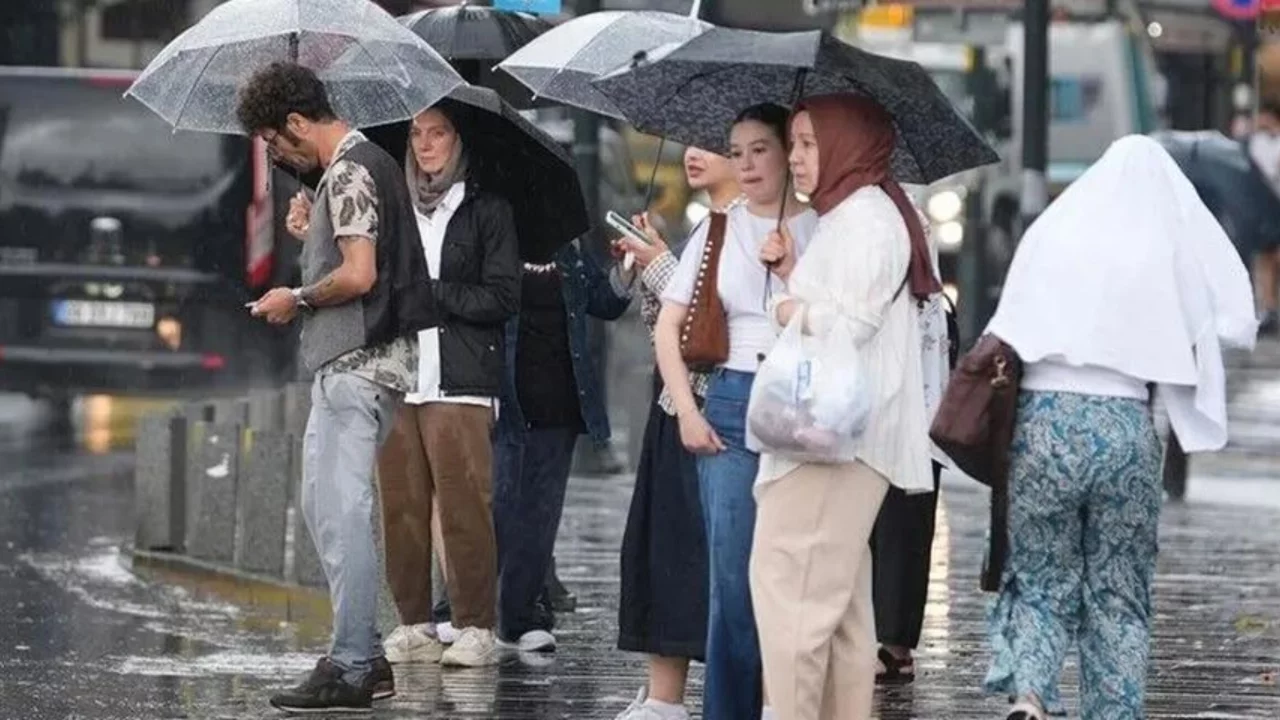 Kocaeli'de okullar 16 Ekim Cuma g&uuml;n&uuml; tatil mi? Okullar yarın tatil mi?