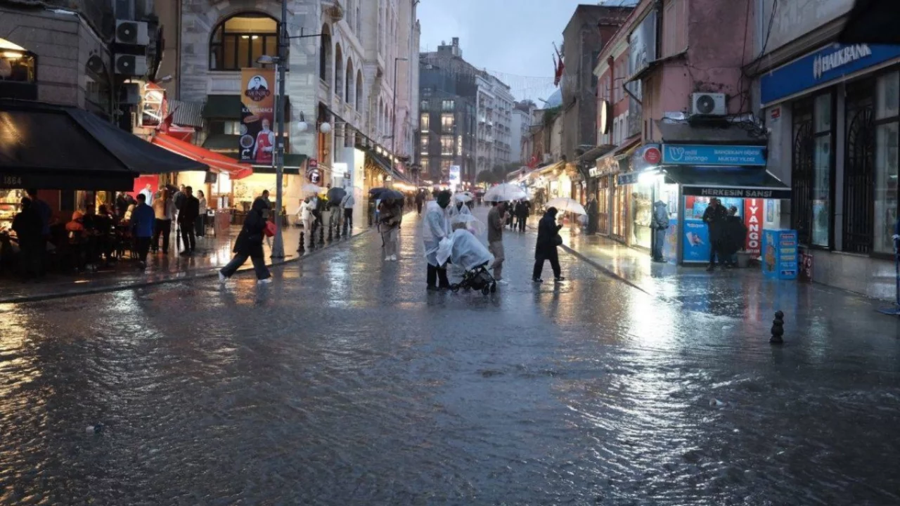 İstanbul'daki su baskınları i&ccedil;in adli soruşturma