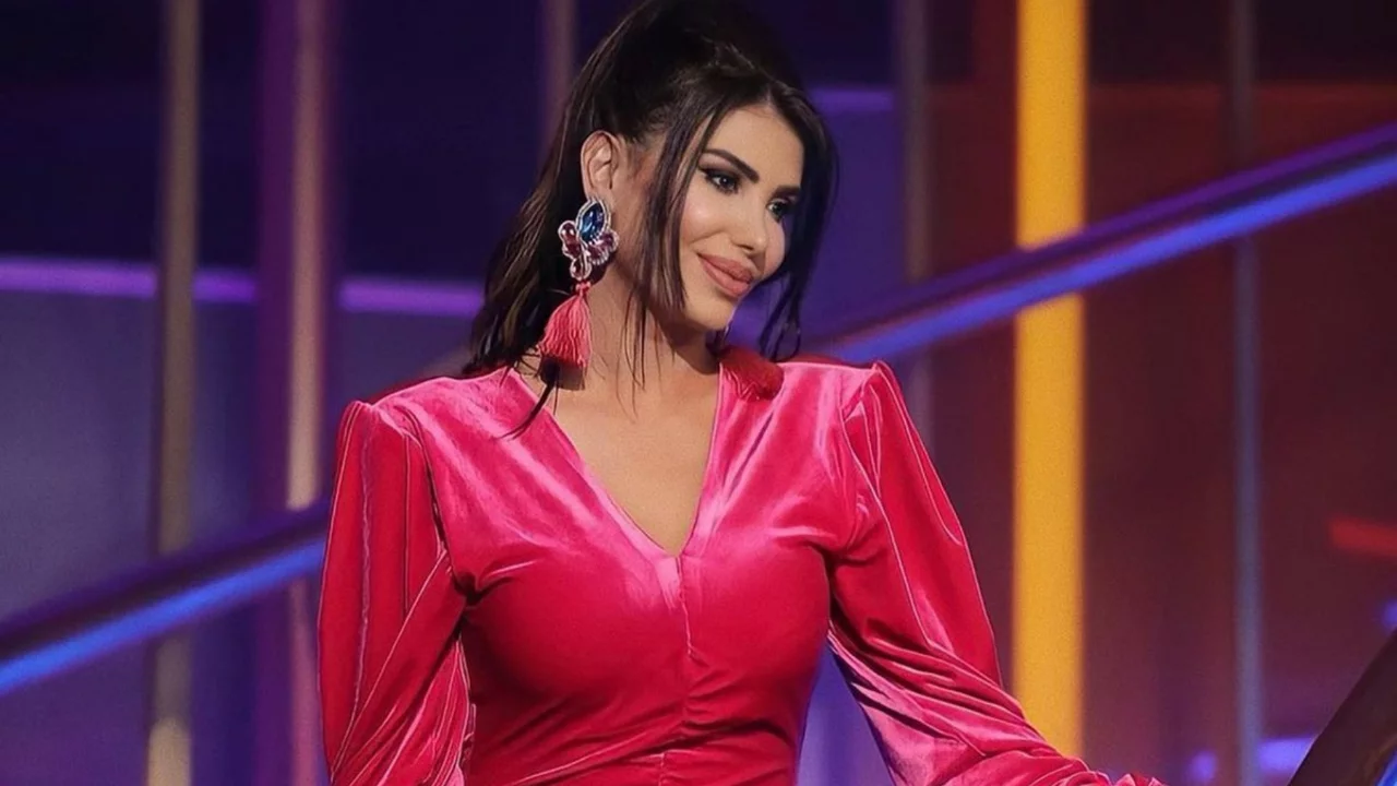 Şarkıcı Hatice dolandırıldı! 270 bin lirası gitti, bunu sakın yapmayın...