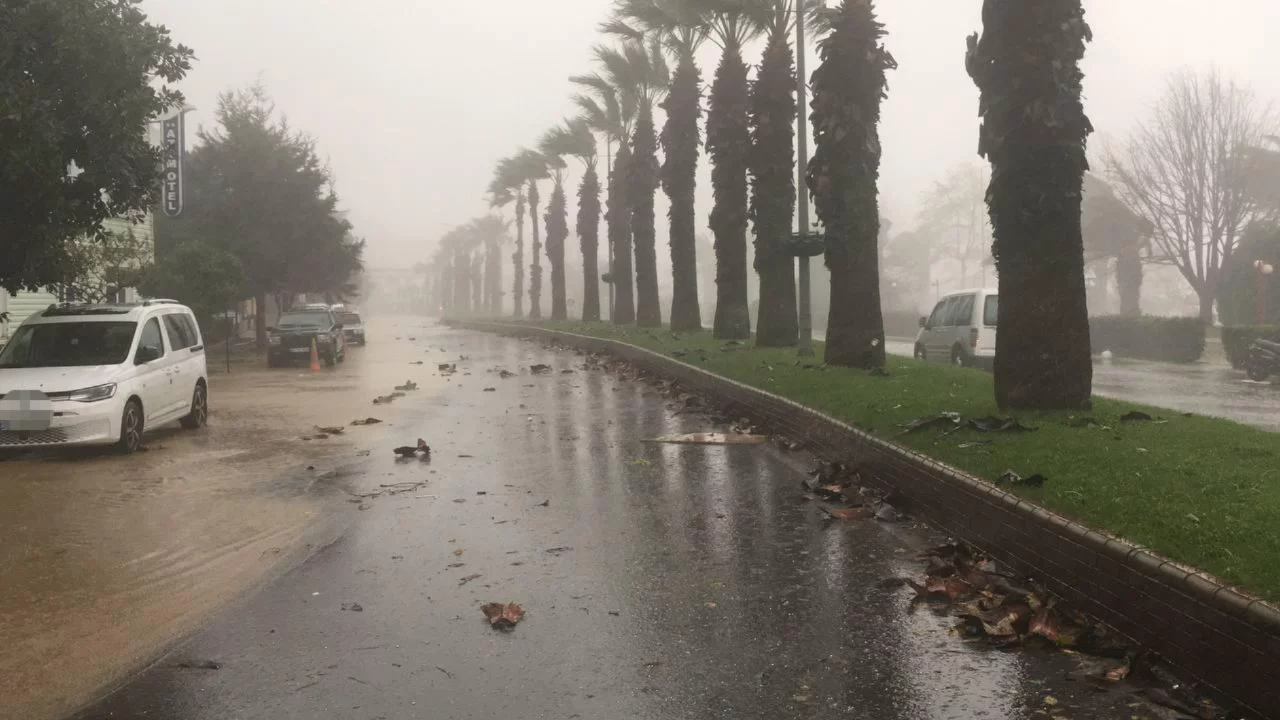 Bir ilimizde daha okullar tatil edildi! Valilik detayları paylaştı