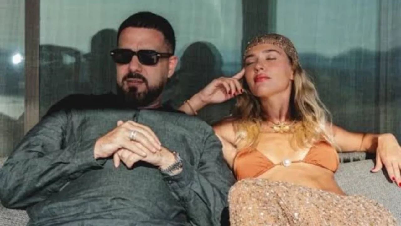 Melisa D&ouml;ngel ve Murda aşkını ilan etti! G&ouml;zlerden uzak yaşadıkları ilişki ortaya &ccedil;ıktı