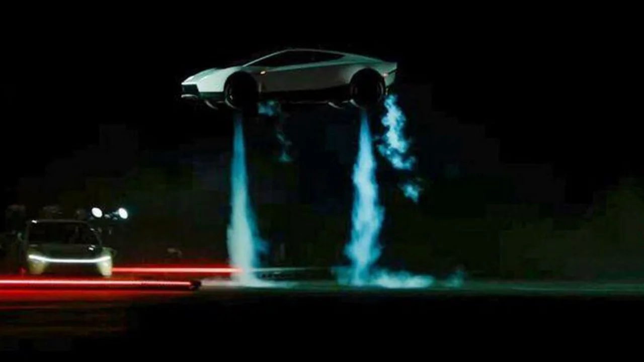 Tesla u&ccedil;an araba ger&ccedil;ekten u&ccedil;abiliyor mu? Tesla Roadster u&ccedil;abiliyor mu? Tesla Roadster ne zaman satışa &ccedil;ıkacak, fiyatı ne kadar olacak?