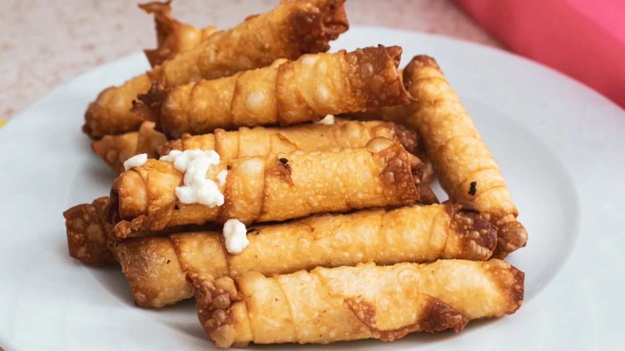 Börek Yaparken Herkesin Atladığı Ayrıntı: Çıtırlığı Böyle Koruyun