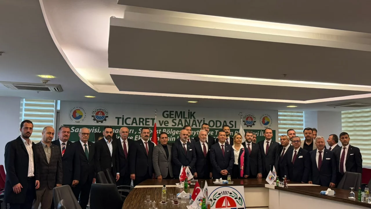 Hamaloğlu ve y&ouml;netimi yeni d&ouml;nemde devam dedi