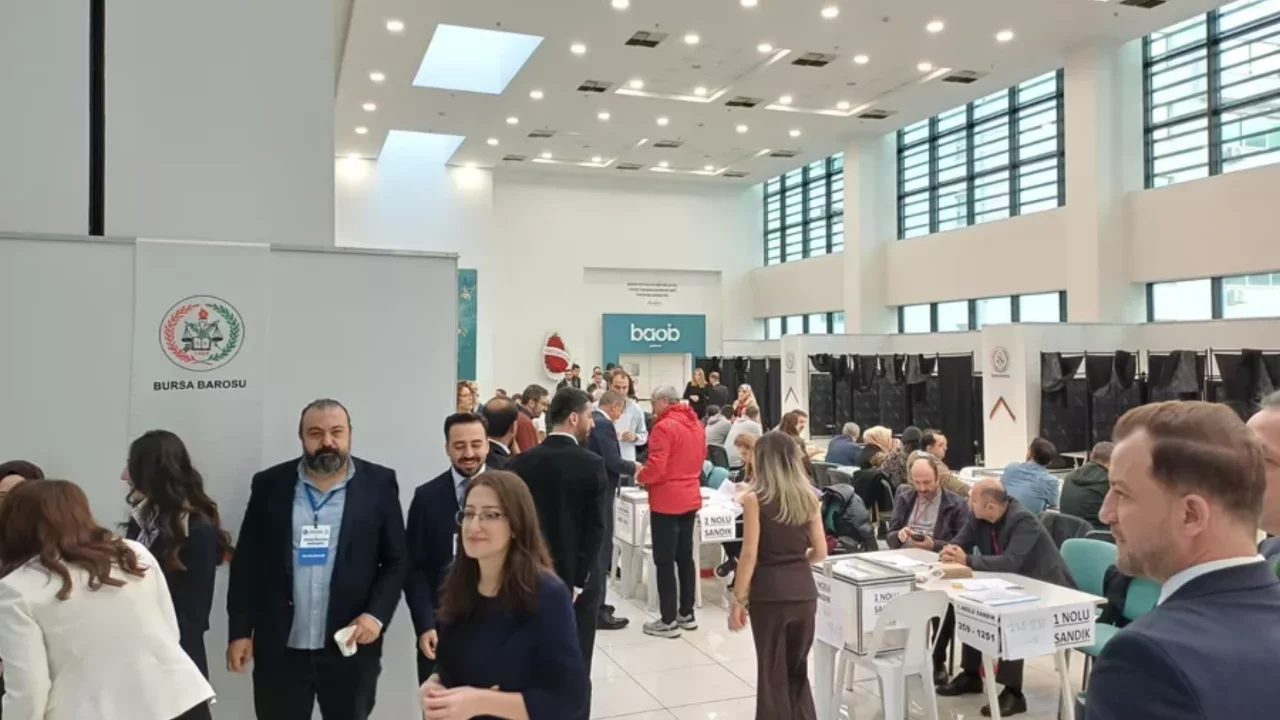 Bursa Barosu se&ccedil;iminde adayların ilk s&ouml;zleri: Bursada Bug&uuml;n'e konuştular