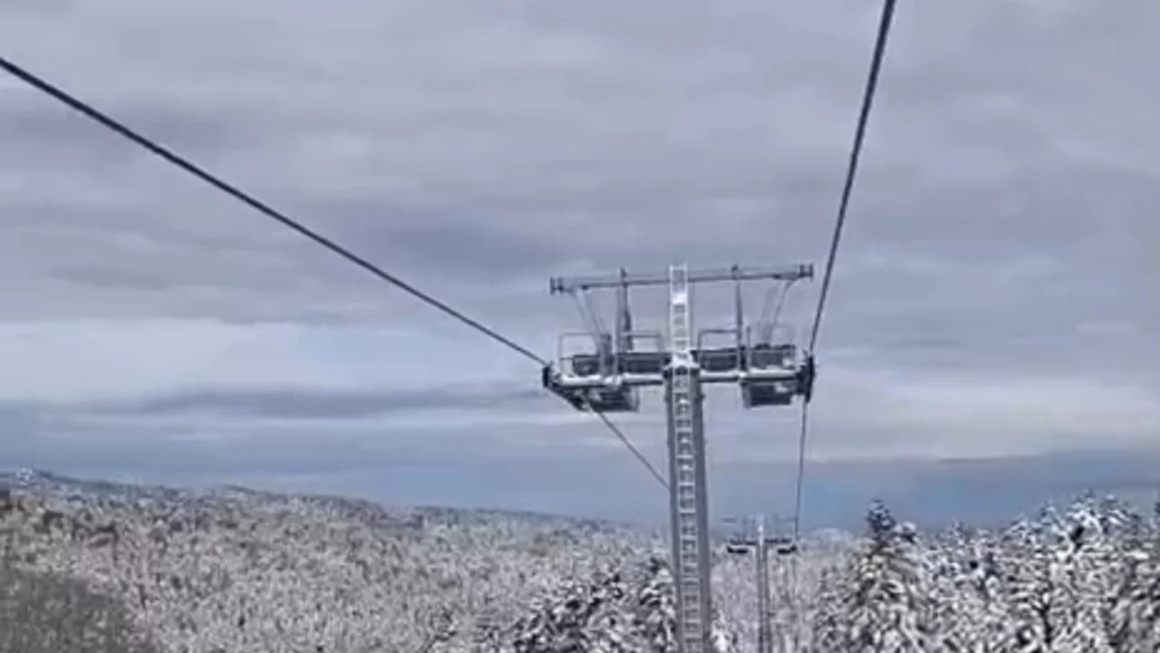 Bursa'da kartpostallık görüntü! Zirve beyaza büründü...