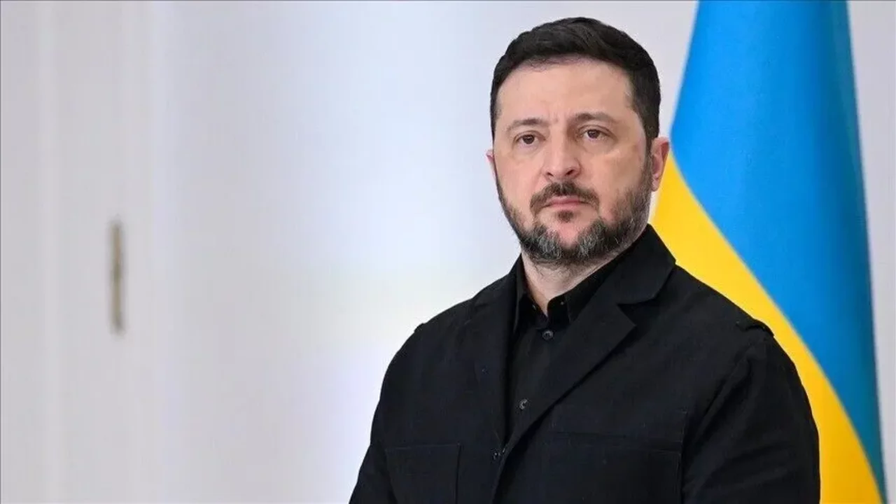 Zelenskiy'den ABD a&ccedil;ıklaması: Ukrayna'ya istihbarat akışı yeniden başladı
