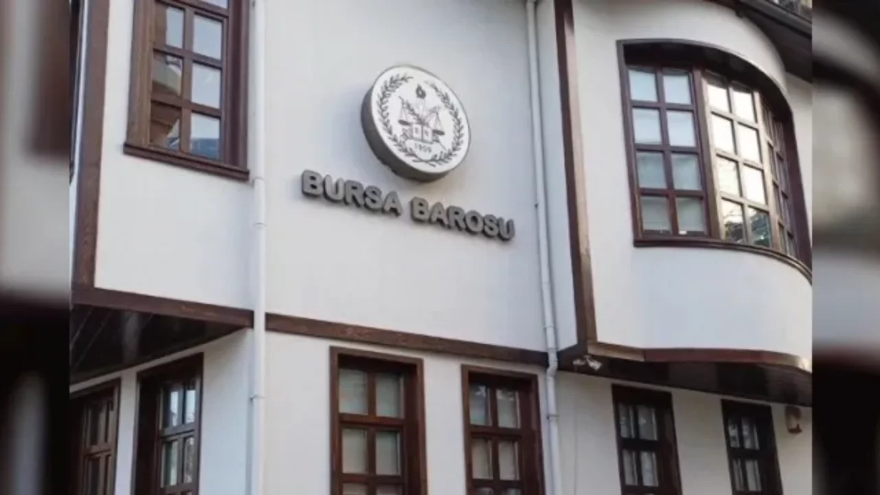 Bursa Barosu se&ccedil;imlerinde sandıklar kapandı: İşte ilk sırayı alan isim