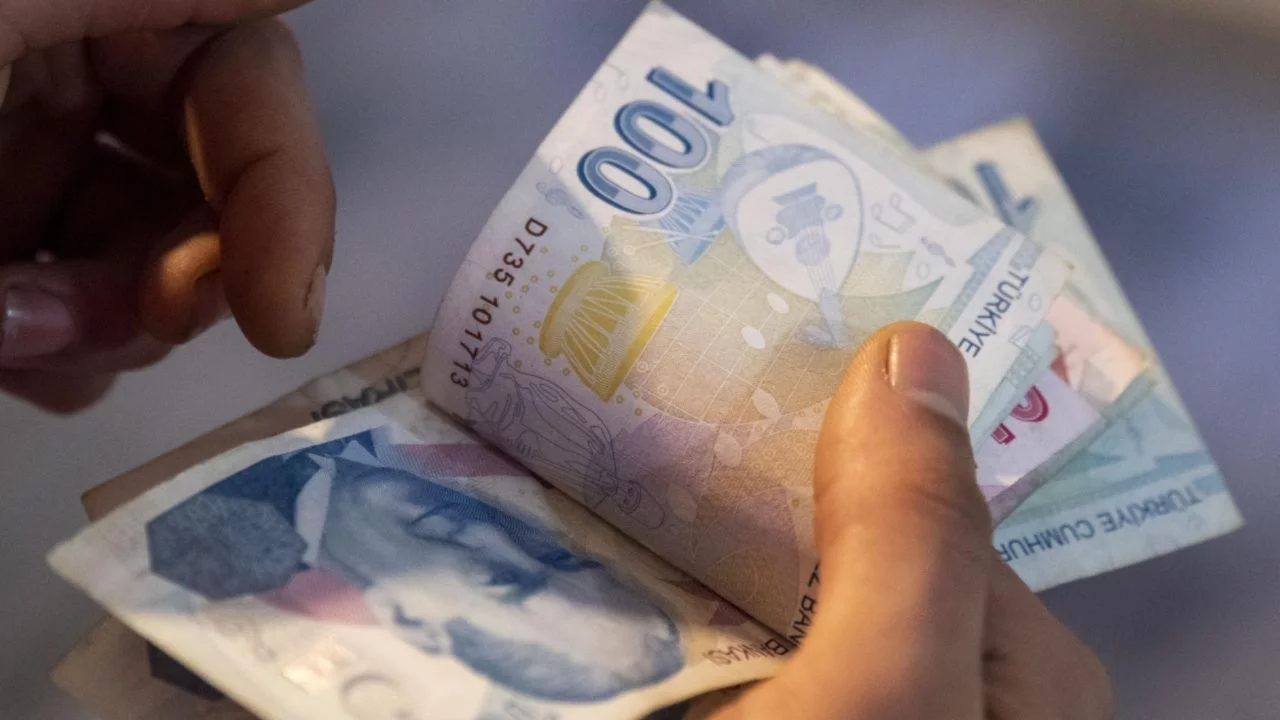 En düşük emekli maaşında kritik gelişme! Teklif komisyonda