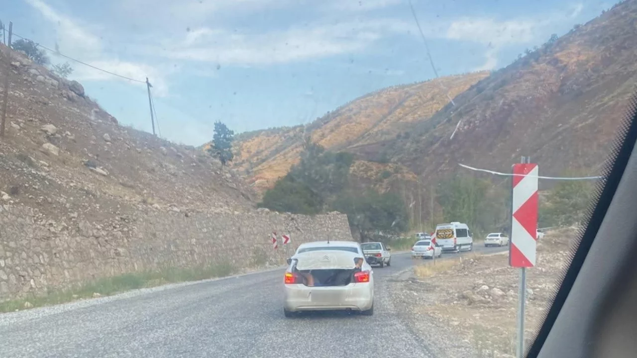 Otomobilin bagajında tehlikeli yolculuk