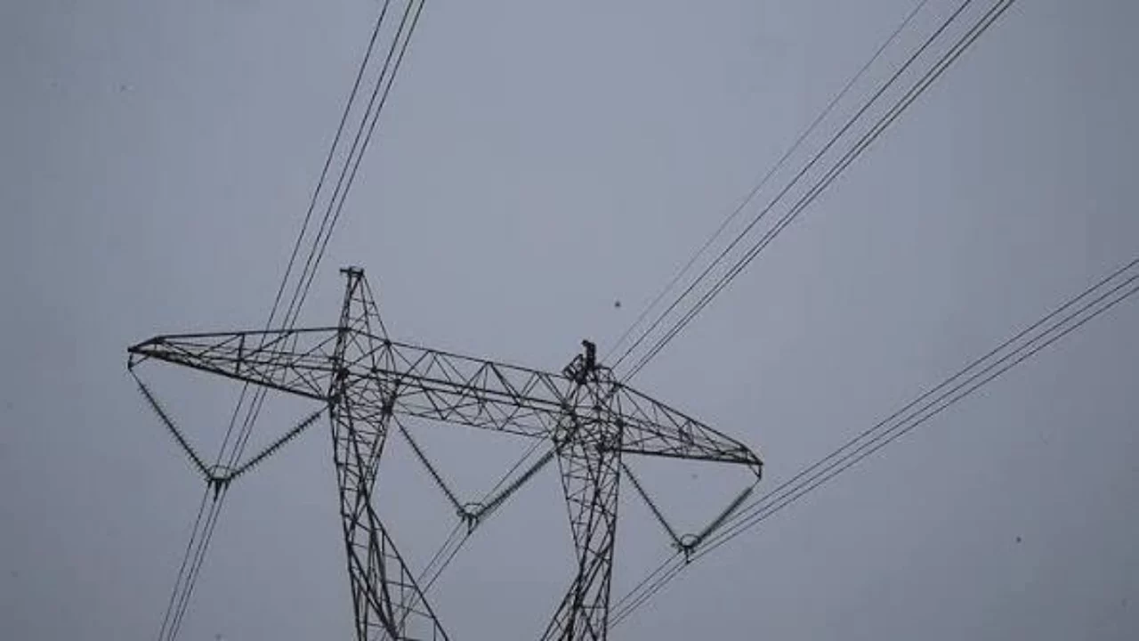 İznik Elektrik Kesintisi | 20, 21 ve 22 Ekim'de Hangi Mahallelerde Elektrikler Kesilecek?