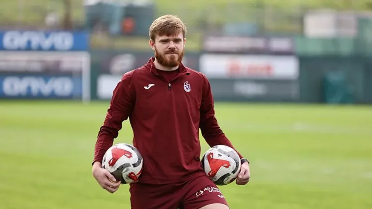 Trabzonspor'da Arseniy Batagov şoku! Sakatlığının detayları a&ccedil;ıklandı