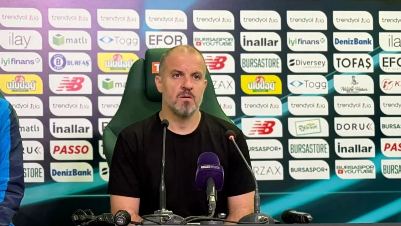 Bursaspor Teknik Direkt&ouml;r&uuml; Er: 'Hedef 2,5 gol ortalaması'
