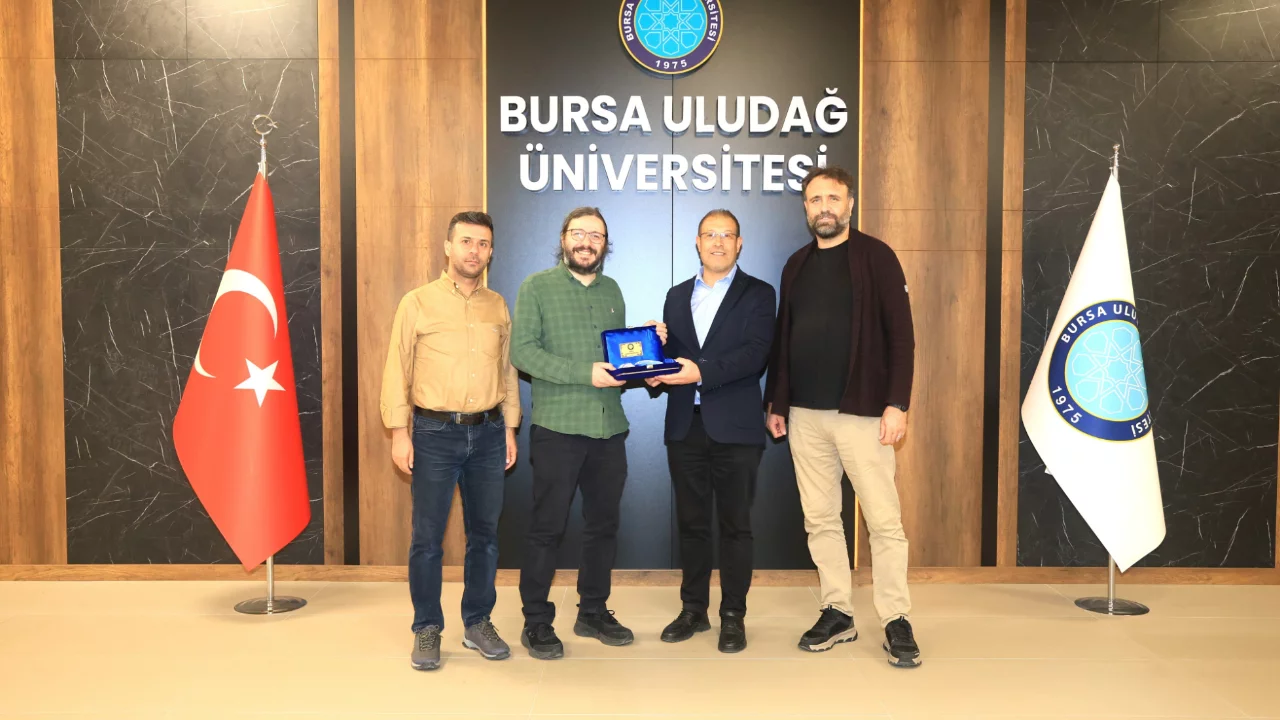 BU&Uuml;'de "Din ve Bilim" ilişkisi konuşuldu