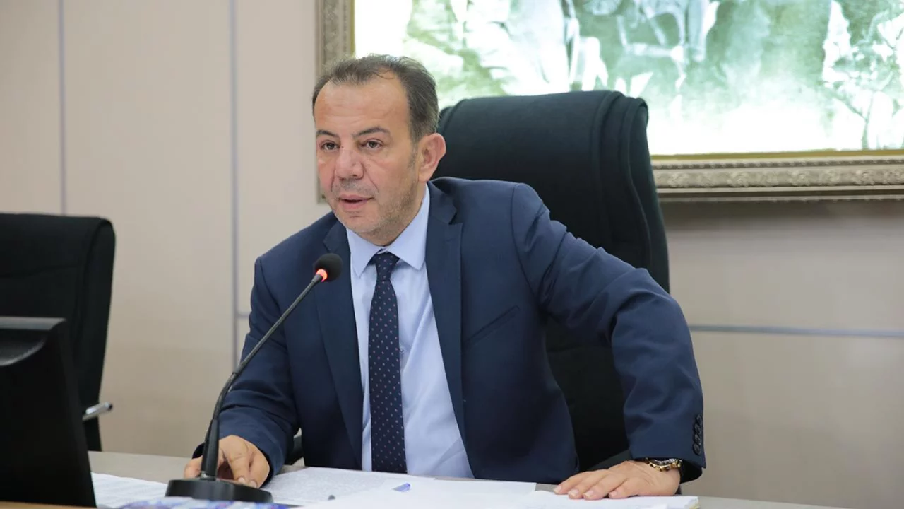 Tanju Özcan'a 7 yıl 3 ay hapis ve 4 yıl siyasi yasak! Bolu Belediyesi davasında karar çıktı