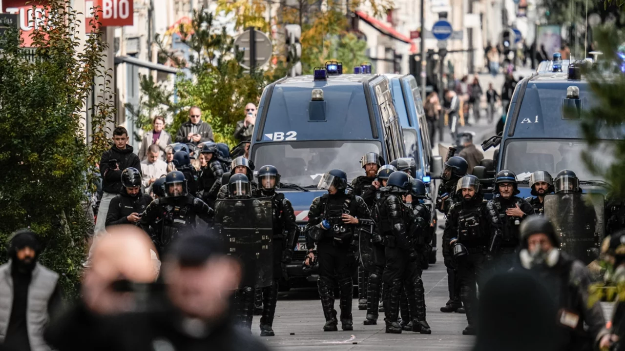 Fransa'da sokak olaylarının önü alınamıyor! Ordu devreye girdi...