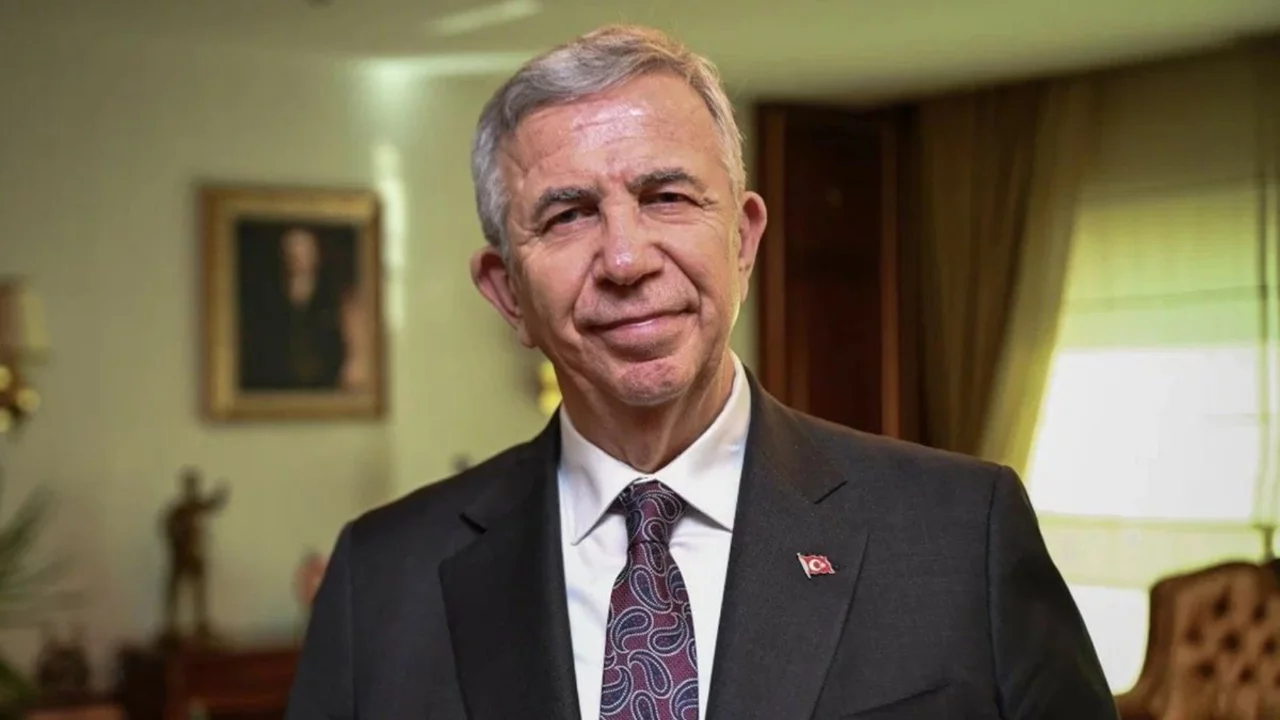 Cumhurbaşkanı adayı olacak mı? Sağ kolundan g&uuml;ndem yaratacak mesaj: "AK Parti'den..."