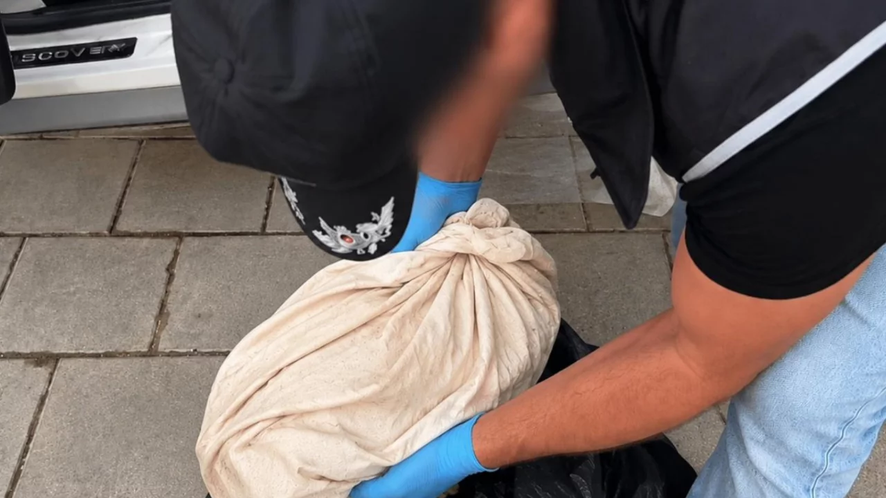 İzmir'de ele geçirildi! Tam 2 bin yıllık