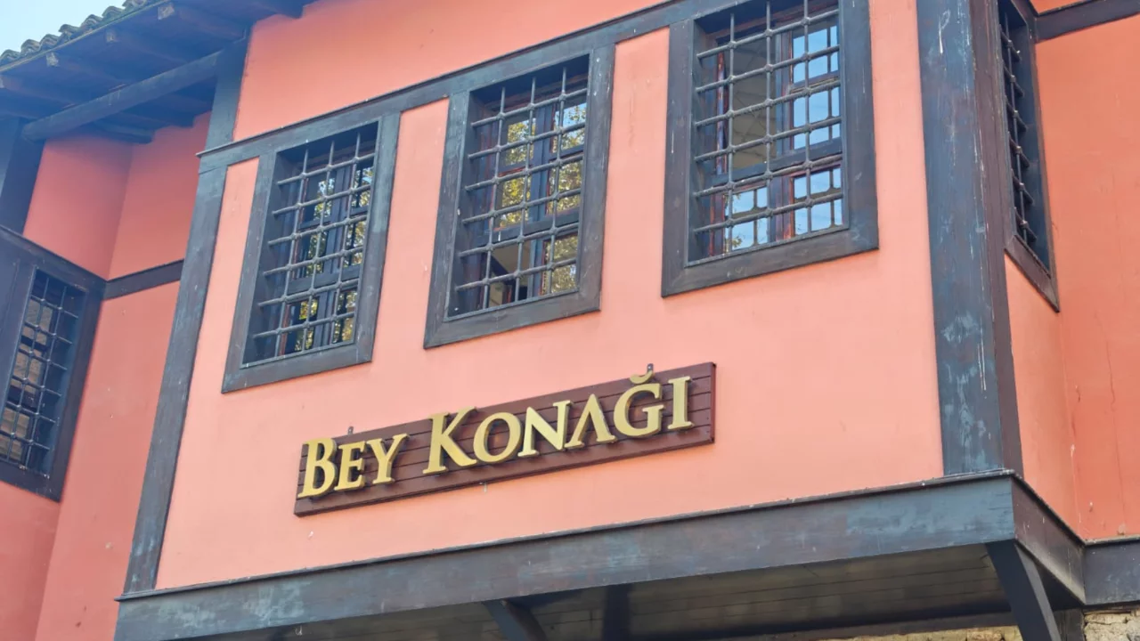 Bursa'da Bey Konağı 4 yıl sonra yeniden a&ccedil;ıldı! İşte yeni konsepti
