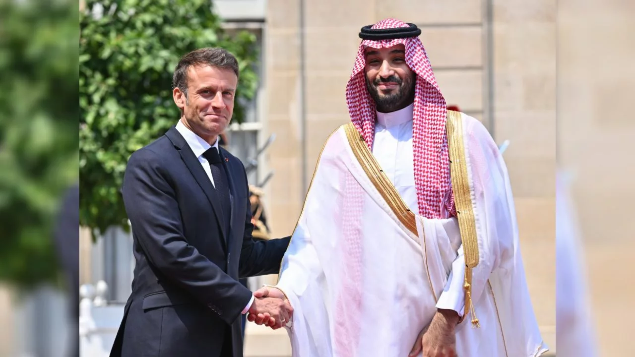 Fransa Cumhurbaşkanı Macron, Suudi Arabistan Veliaht Prensi Bin Selman'la görüştü 