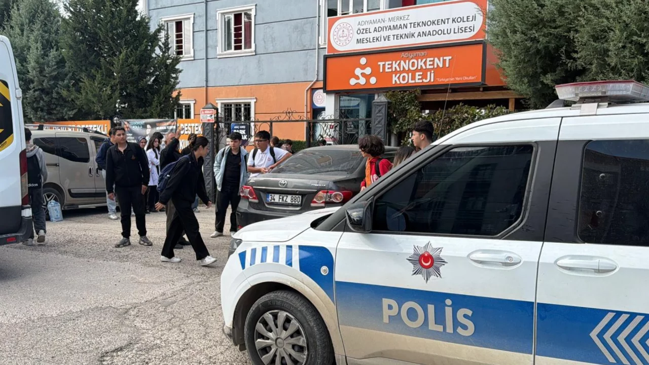 Adıyaman'da okulda acı olay! 17 yaşındaki &ouml;ğrenci hayatını kaybetti
