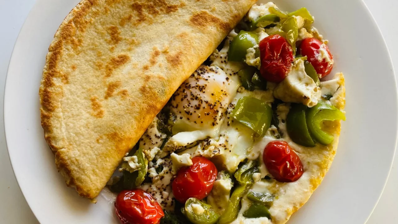 Omlet Nasıl Yapılır? Yumuşacık ve Lezzetli Omletin P&uuml;f Noktaları
