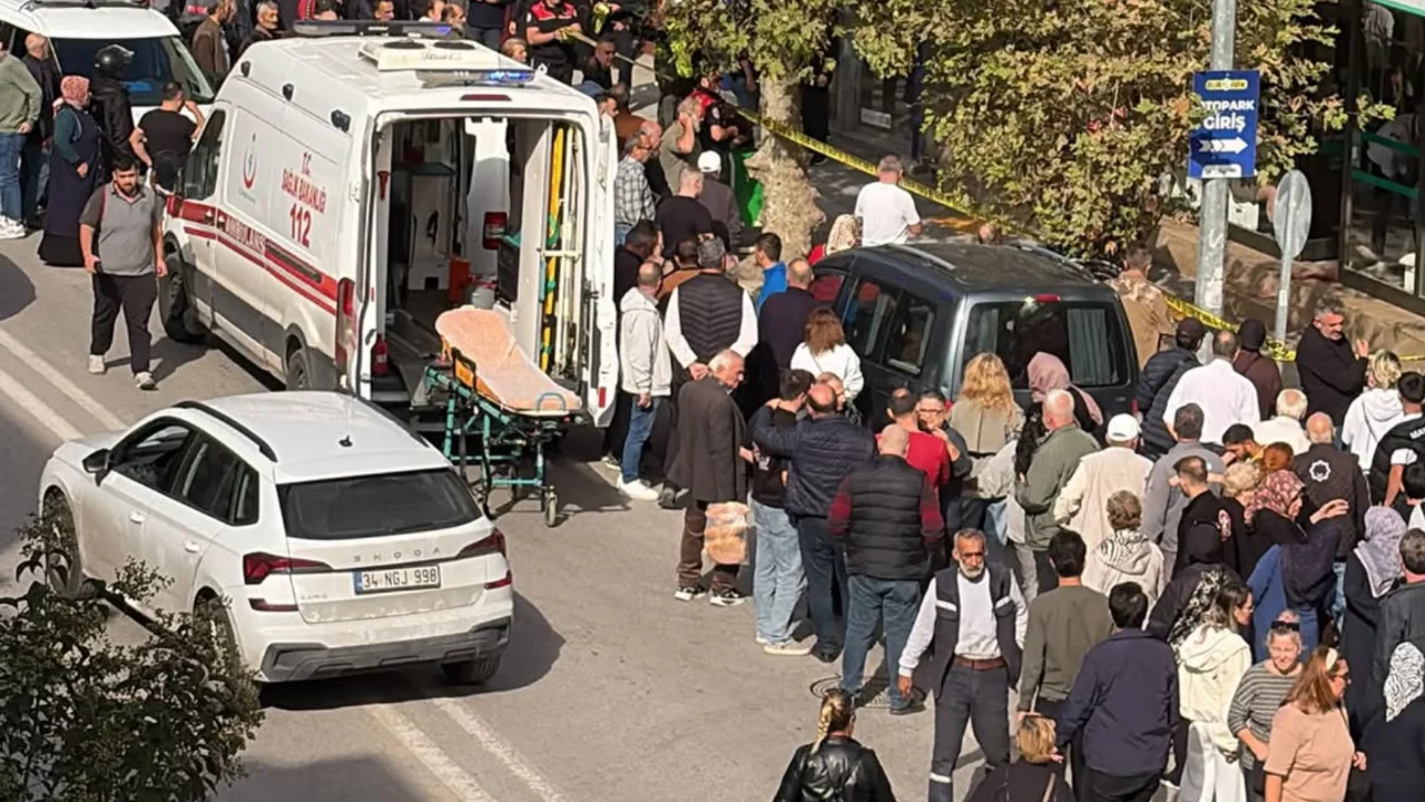 Bursa'daki bı&ccedil;aklı saldırının detayları ortaya &ccedil;ıktı! Telefonunu iade etmek istemiş