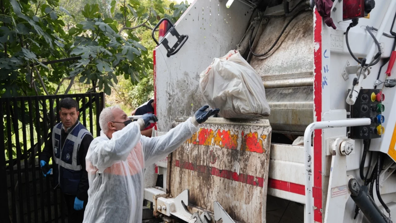 Gaziosmanpaşa'da gıda denetiminde ortaya &ccedil;ıktı! 15 ton bozuk et imha edilmek &uuml;zere ele ge&ccedil;irildi