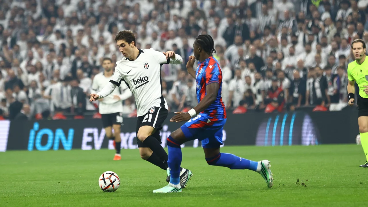 Beşiktaş'ta Fabio Miretti şoku! Crystal Palace ma&ccedil;ında oyuna devam edemedi