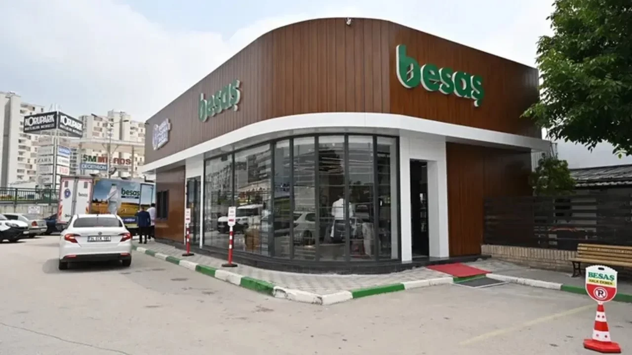 Bursa'da BESAŞ &uuml;r&uuml;nlerine zam geldi! S&uuml;t, yoğurt, ayran ve peynirin yeni fiyatları belli oldu
