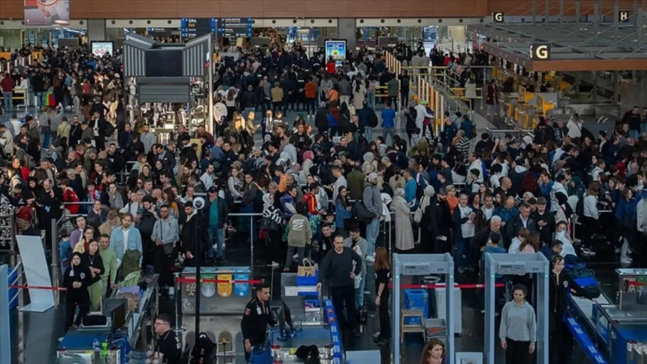 Bursa yolcularını &ccedil;ileden &ccedil;ıkaran muamele! 'Bize reva g&ouml;r&uuml;len hizmet bu mu?'