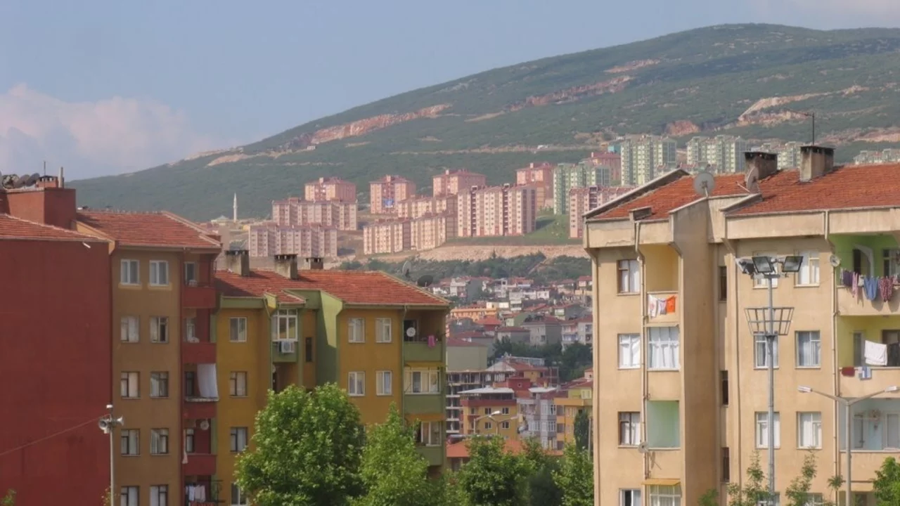 Bursa'da yılların bekleyişi bitiyor! Kentsel d&ouml;n&uuml;ş&uuml;m resmen başlıyor...