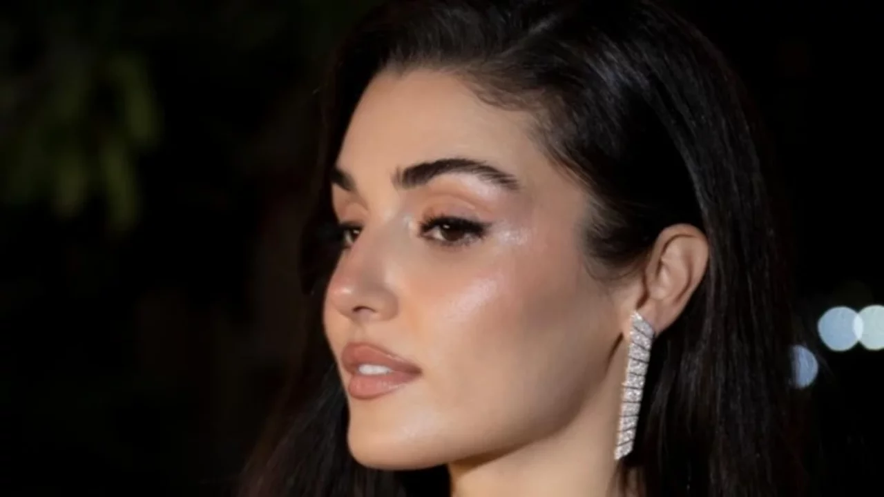 Hande Er&ccedil;el'in bir Instagram story &uuml;creti g&uuml;ndem oldu! 24 saatlik paylaşımın bedeli şaşırttı