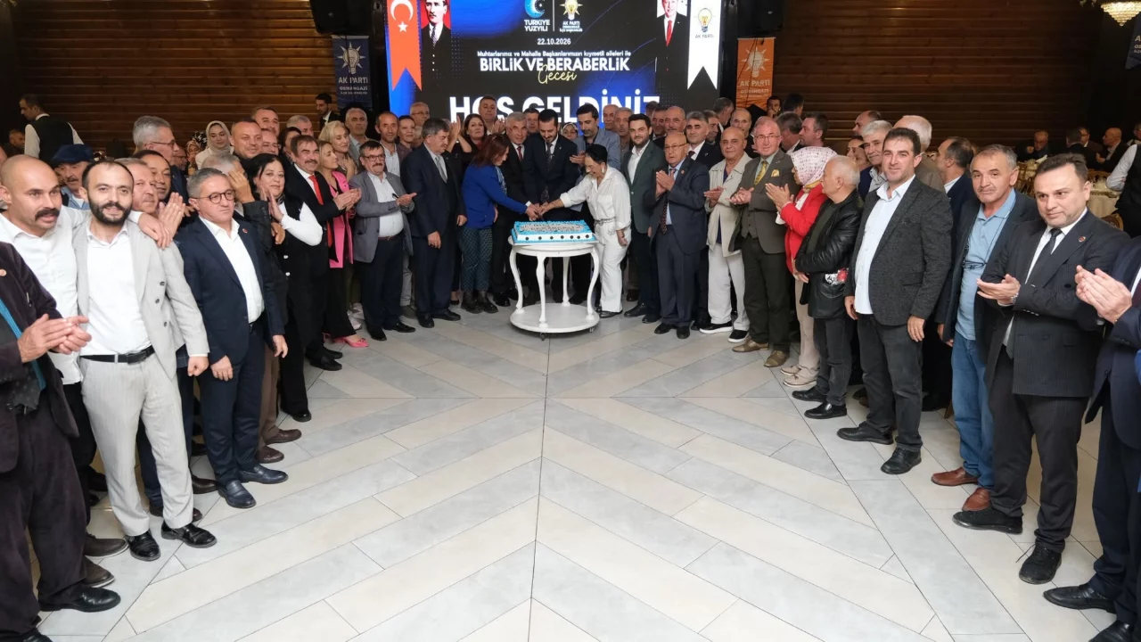 AK Parti Osmangazi İl&ccedil;e Başkanlığı muhtarlar ve mahalle başkanlarıyla buluştu