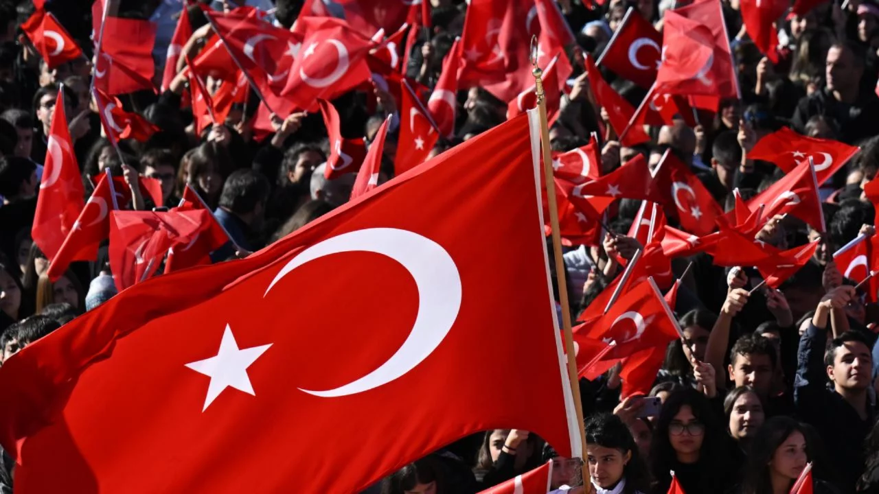 Bursa'da Cumhuriyet Bayramı 5 g&uuml;n boyunca kutlanacak: Etkinlik programı belli oldu