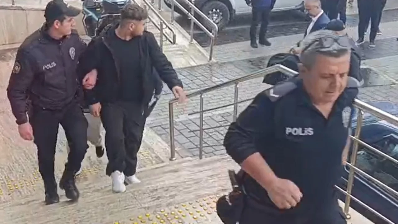 Zonguldak'taki bina &ccedil;&ouml;kmesi soruşturmasında 3 tutuklama