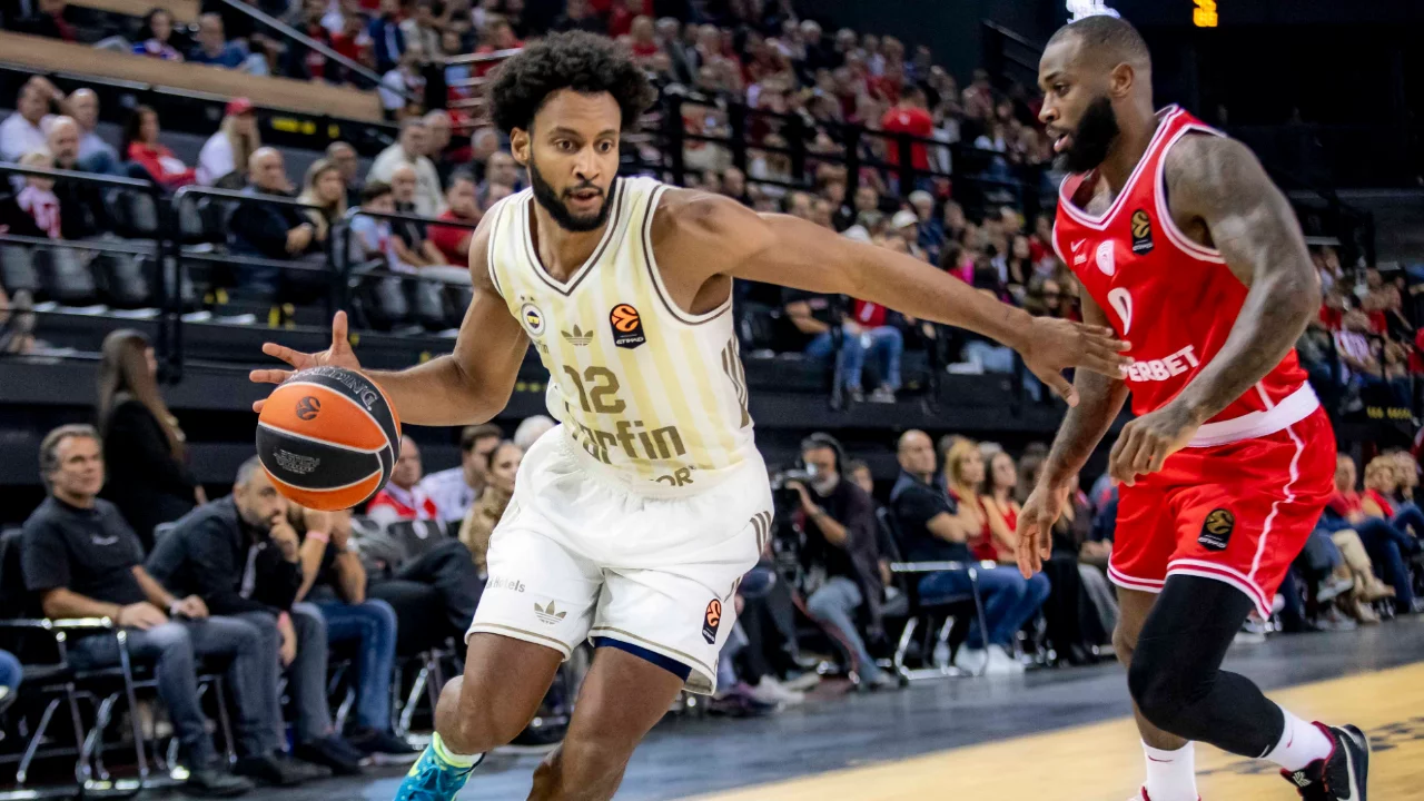 Fenerbah&ccedil;e Tarfin'den Olympiakos deplasmanında kritik galibiyet!