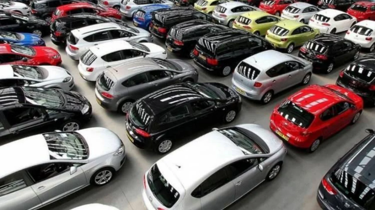 500 Bin Kilometreyi Devirebilen Efsane Otomobil! Ustalar Bile Bozamıyor