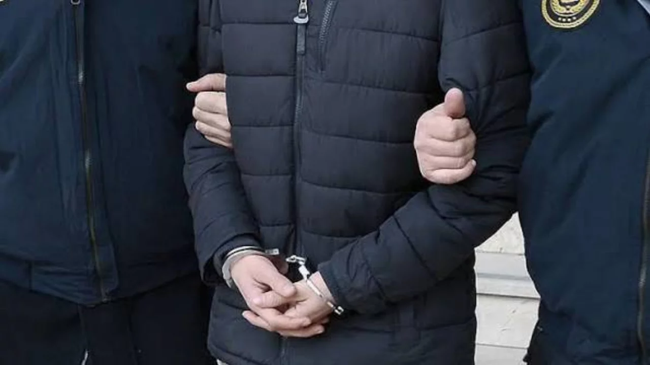 Bursa merkezli dev operasyon! Ş&uuml;pheliler tutuklandı, tonlarca uyuşturucu ele ge&ccedil;irildi