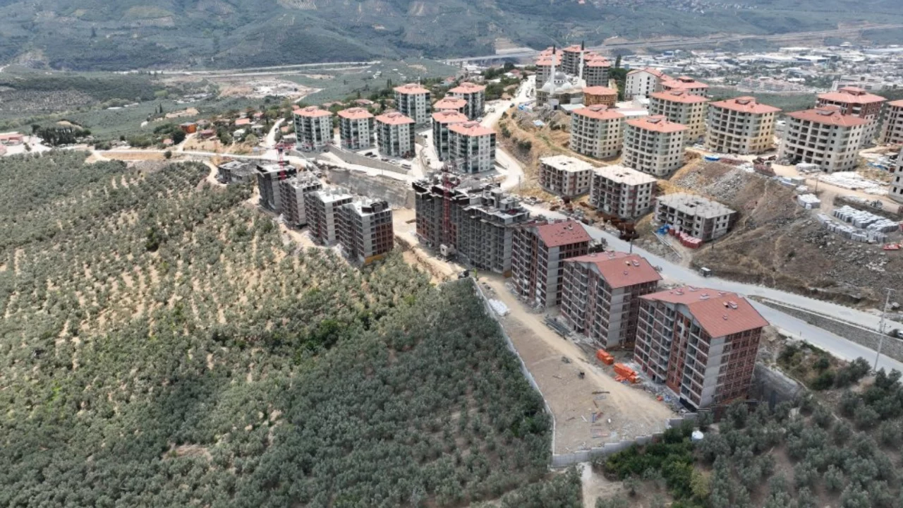 Bursa'da yıllardır tartışılan Gemlik konutları yeniden g&uuml;ndemde! 16 daire i&ccedil;in ikinci ihale