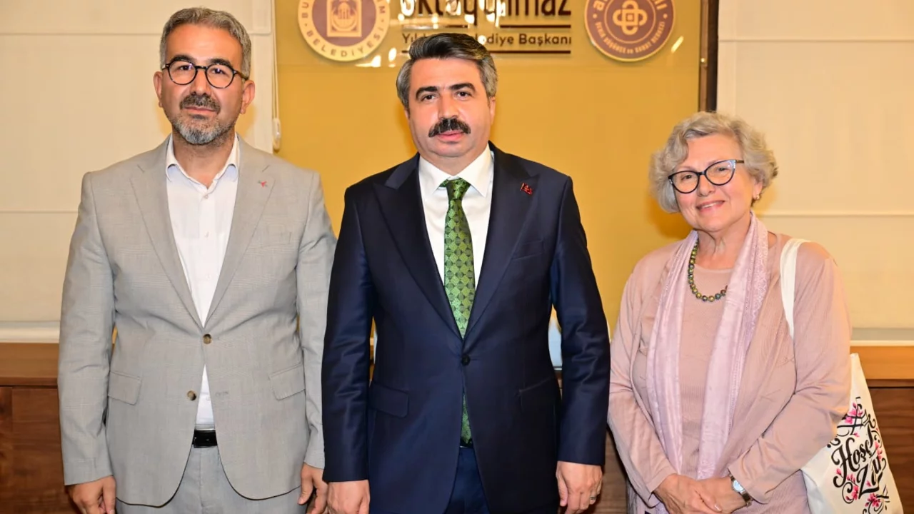 Bursa'nın hafızası Yıldırım'da canlanıyor! İlk konuk Nesibe G&uuml;nalp Kal oldu