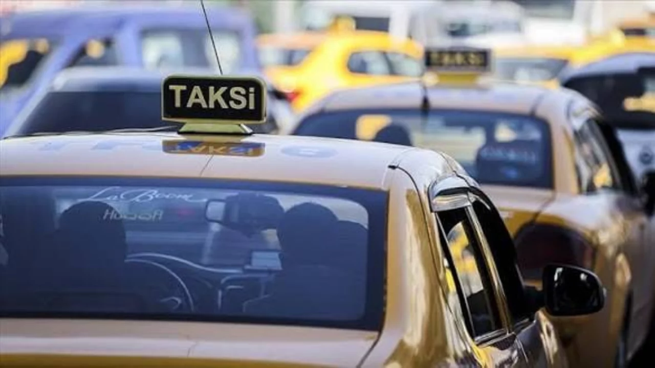Bursa'da Martı TAG tartışması s&uuml;r&uuml;yor: Taksicilerden hukuki m&uuml;cadele mesajı