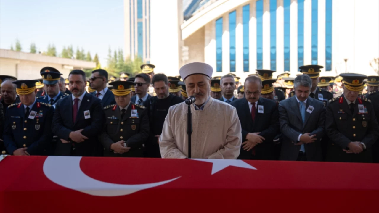 Şehit Albay Sayit Gökgöz son yolculuğuna uğurlandı 