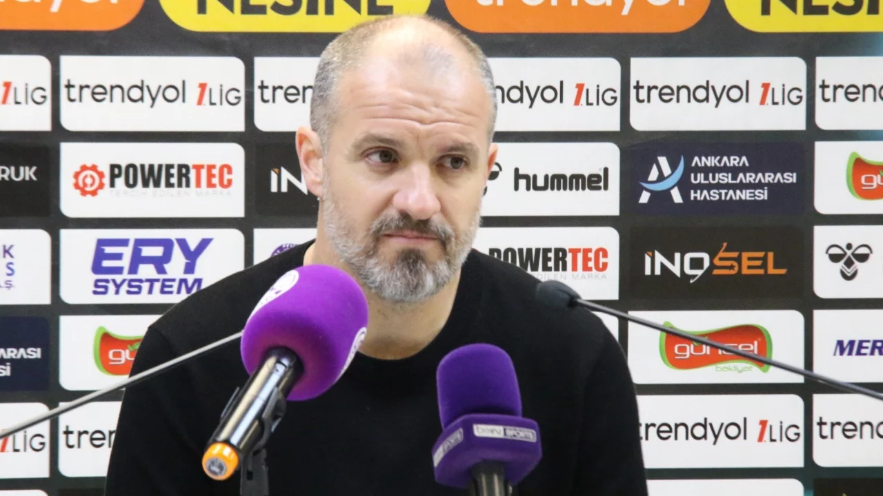 Bursaspor'dan Ankara'da gövde gösterisi! Mustafa Er'den liderlik sözleri!