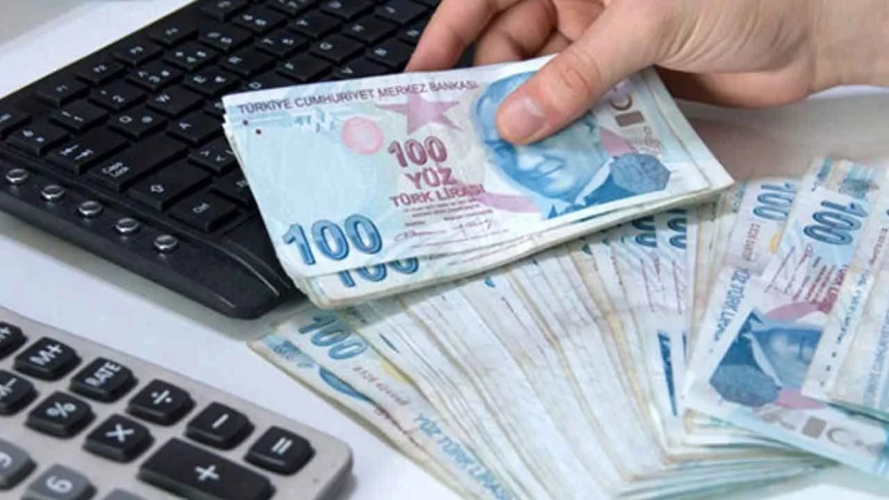 3 yıldır beklenen teklif TBMM'de! Kabul edilirse emekliler yaşadı