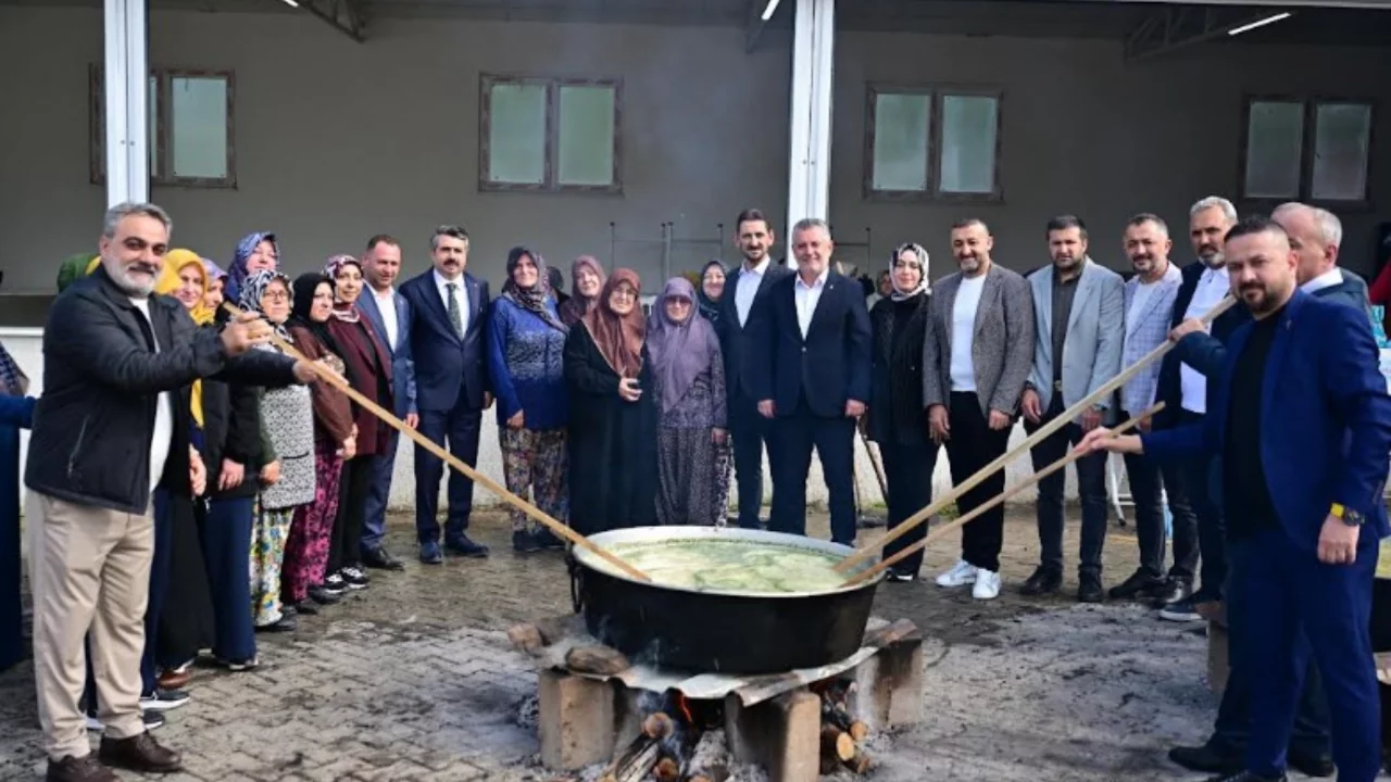 Bursa'da yüzyıllardır devam ediyor! Şifa niyetine kazanlar kuruldu...