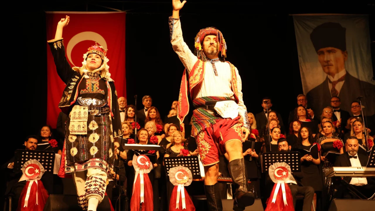 Cumhuriyet'in 103'üncü yılı Nilüfer'de konserle kutlandı