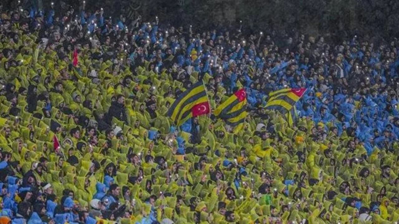 Fenerbah&ccedil;e harekete ge&ccedil;ti! T&uuml;m taraftara dağıtılacak